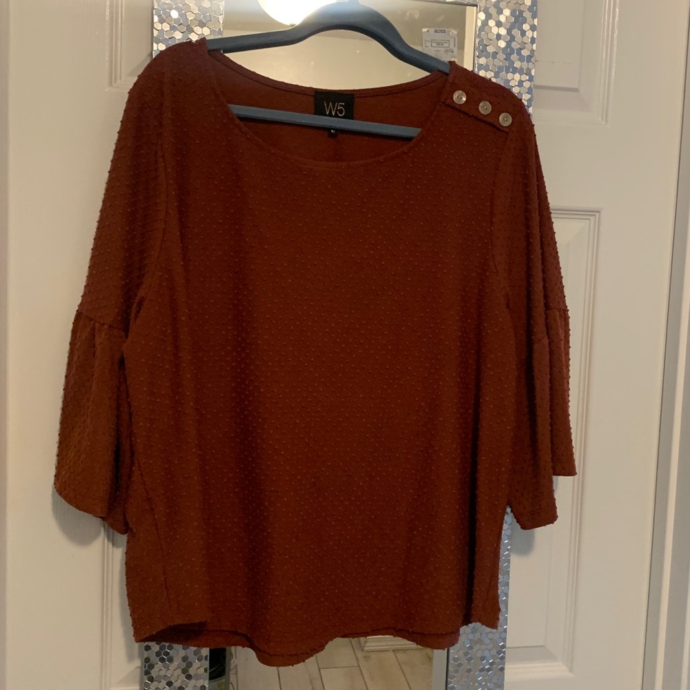 W5 Textured Swiss Dot Flutter Sleeve Blouse